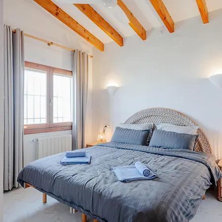 Semesterbostad Ticasa By Interhome